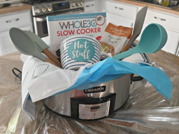Easy DIY Crockpot Gift Basket Idea