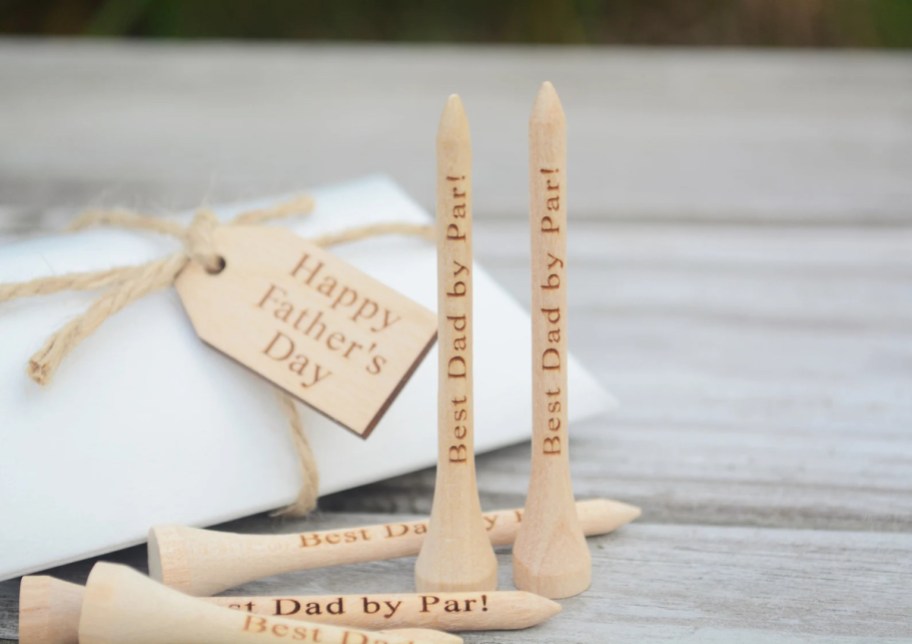 best dad by par wood golf tees with happy fathers day tag