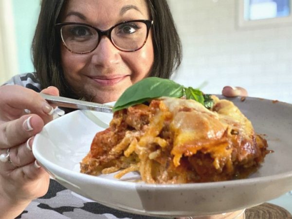 Easy Million Dollar Baked Spaghetti Recipe (Best Comfort Food Dinner!)