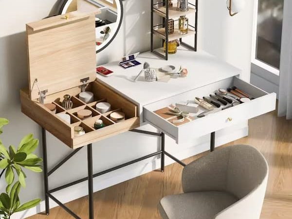 Harper & Bright Designs White Makeup Vanity Table only $124.90 shipped (Reg. $310)!